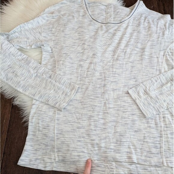 Lululemon Sweat Embrace Long Sleeve Tiger Space Dye Black White Estimated 10 - Picture 5 of 11